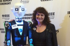 Karen-Panetta-IEEE-Awards-Present-and-Pub-Chair-with-robot